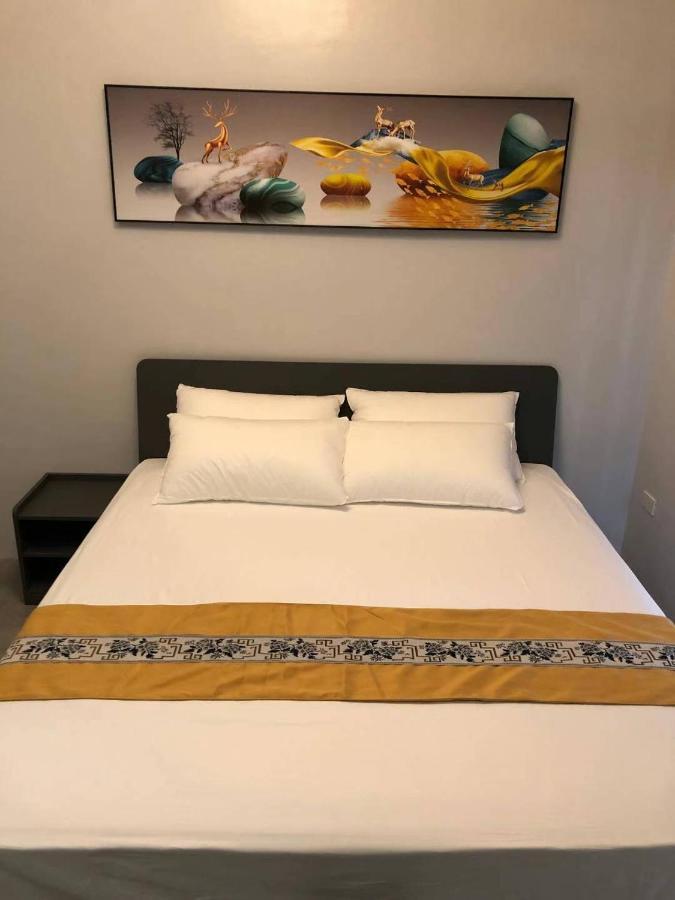 Coco Star Hotel Pasay Esterno foto
